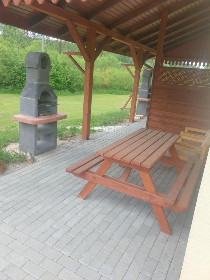 Domek W Bieszczadach U Ani Apartament 2 Orelec Exteriér fotografie
